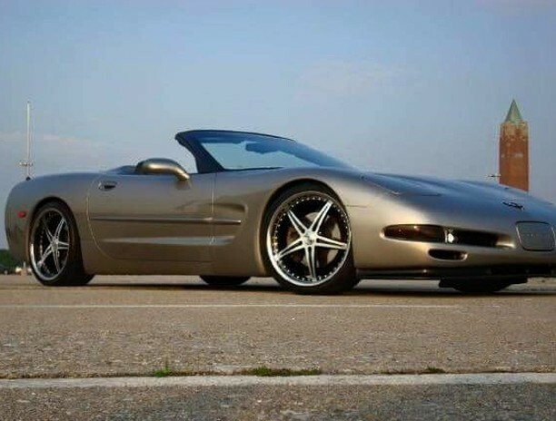xixwheels's tweet photo. Who else can't wait for top down weather 😎
Chevy Corvette
#xix #xixwheels #x15
________________
#chevy #corvette #chevycorvette #americanmuscle #stance #stancenation #stanceworks #carstagram #staggeredwheels #staggered #carswithoutlimit #chevystrong #chevyrunsdeep #c… https://t.co/FuGWcfr0wl