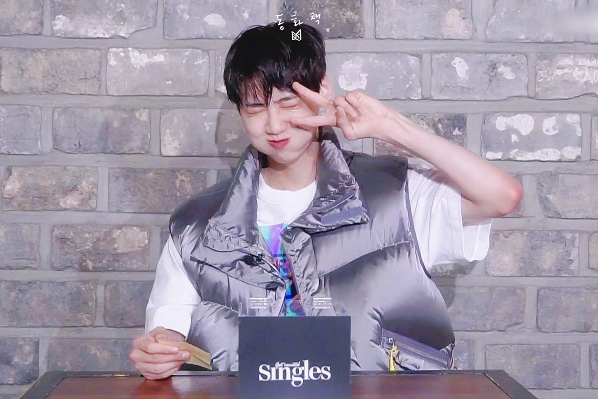 ohmygodsun6's tweet photo. #이진혁_SOL로_100일축하해
언제까지 귀여우실 예정이시져
어떠케 하는 짓마다 귀여울 수 잇져
사람이세여 증말루 https://t.co/Bk5NEv0H9s