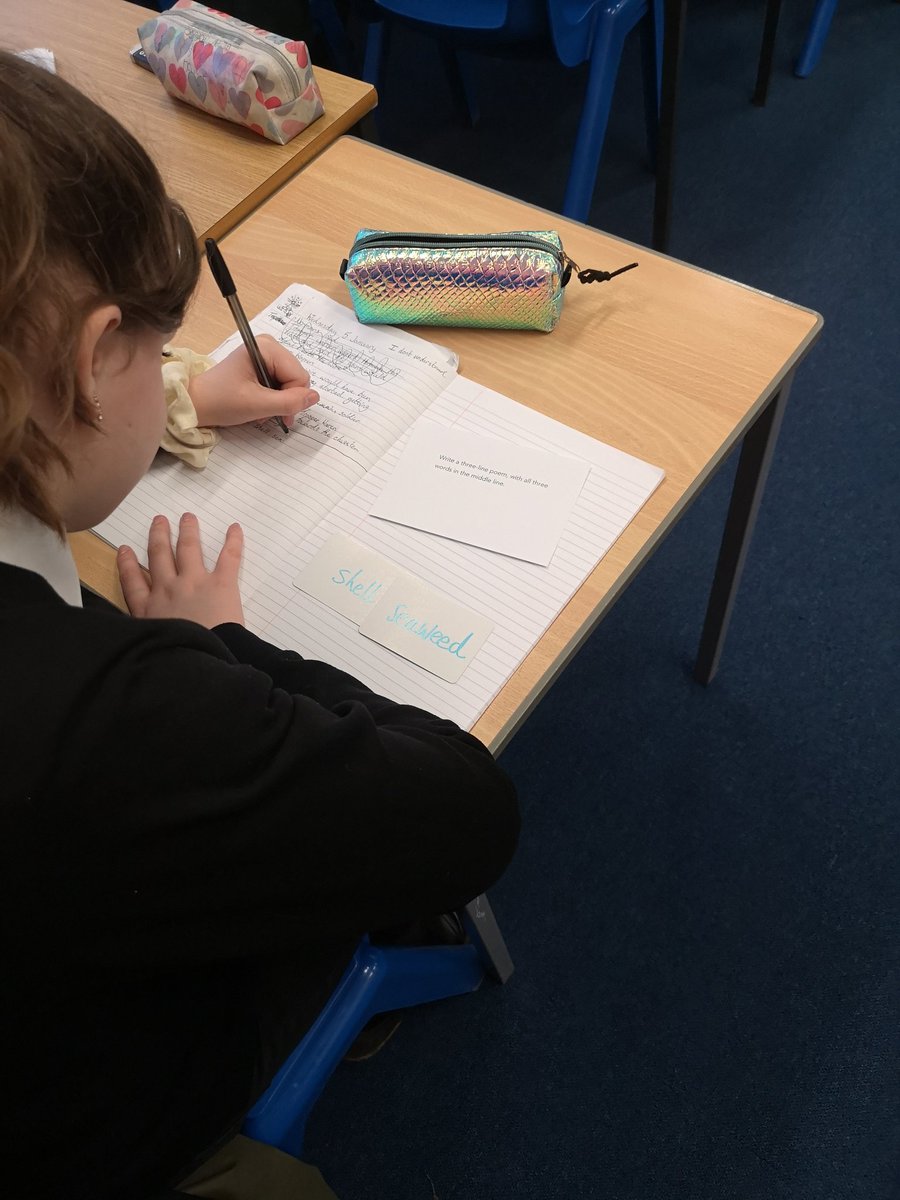 Mr. Lawrie 📚 tweet media