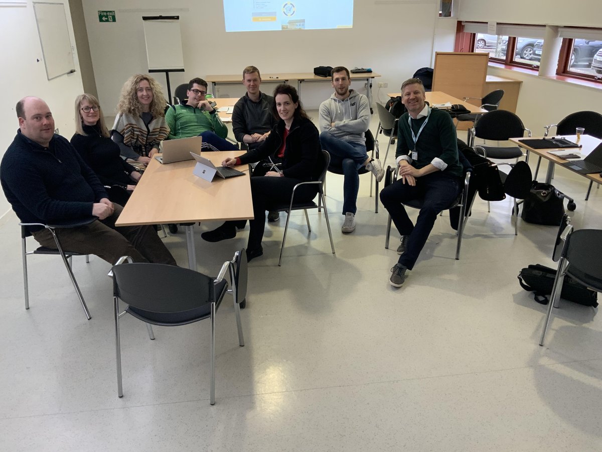 GallagherSteve_'s tweet photo. I'll tell you for a fact, Teachers from Monaghan/Cavan digital Community of Practice can teach you a thing or two about using Microsoft Teams, Book Creator &amp; OneNote for CBAs. Super presentations and discussions. #Learningtogether #teachmeets  #CopMonCa #PDSTDigCoPs https://t.co/0avkbz4LoE