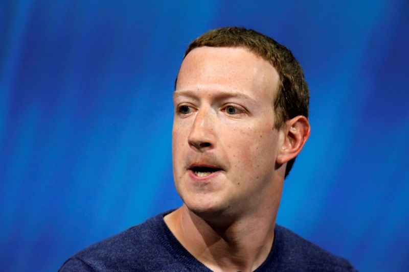 This Creep is Mark Fuckerberg, FB founder.
He's a stalker. He stalks his users.
He knows where you go on holidays, what you eat, drink watch & who you talk to. That's called surveillance. And then he sells that info.
Like Trump, he thinks he's above the law.
#CreepyMark https://t.co/o302lvyHbK