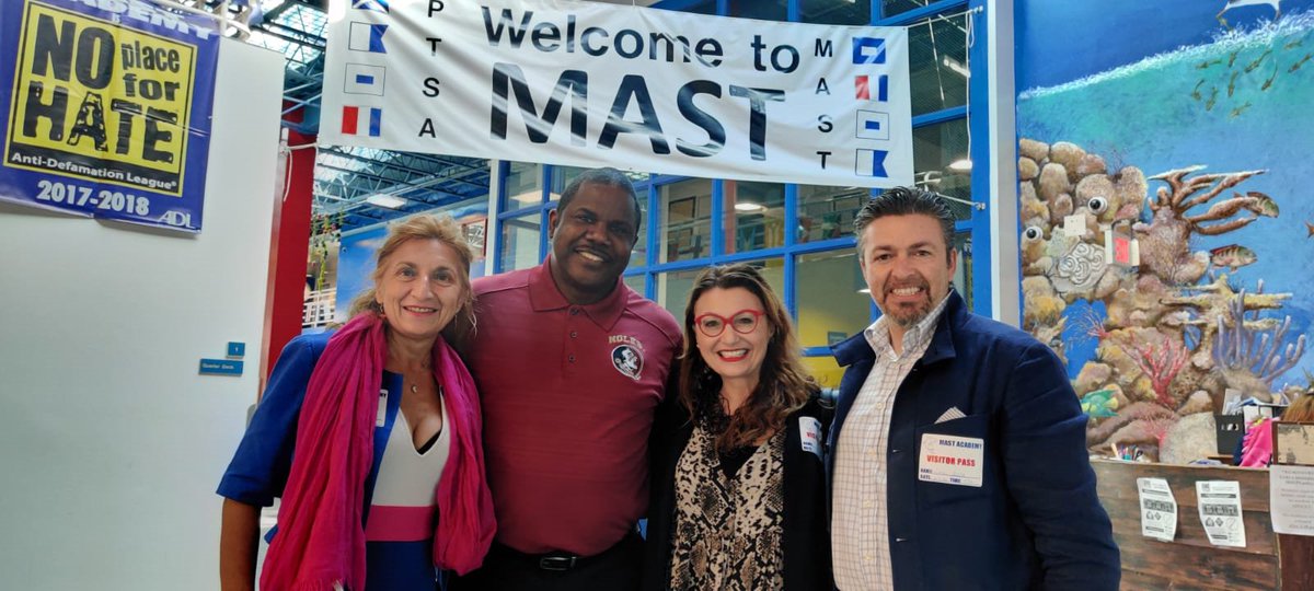 ItalyinMIA's tweet photo. 📚 #MASTAcademy 📚
We are proud to announce the start at @MASTAcademyPTSA of a new Italian 🇮🇹 language course for more than 100 students.
🙏 to the Principal Mr. Derrick Mckoy for his amazing support!
@MiamiDadeCounty @ItalyinUS @LuigiVignali #ODLI https://t.co/skQl2N5VMc