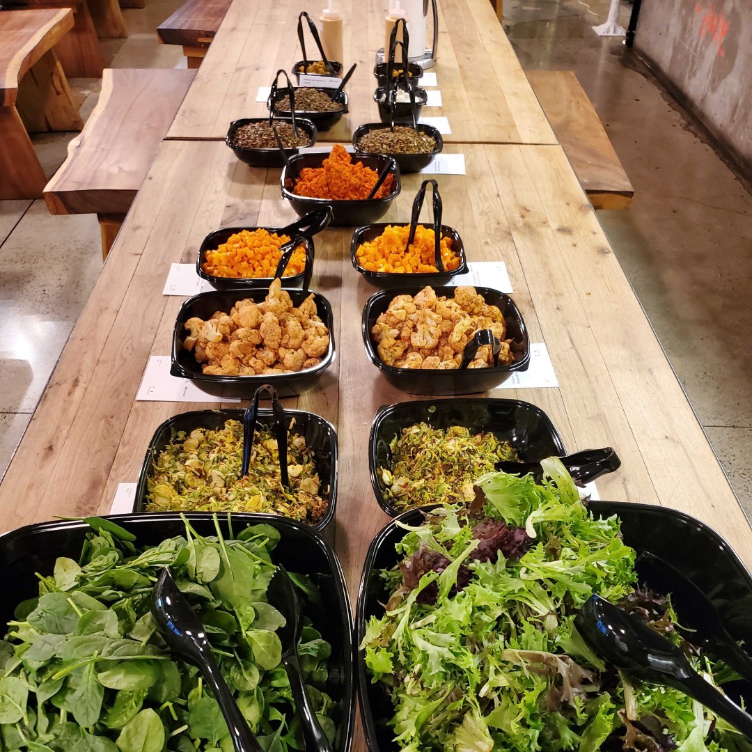 get2forks's tweet photo. Rise &amp; Shine! Get your week started with an exciting salad spread from 2Forks.

#2forks #saladbar #catering #lunch #mondays #countdowntotheweekend https://t.co/pjBPsNU0ff