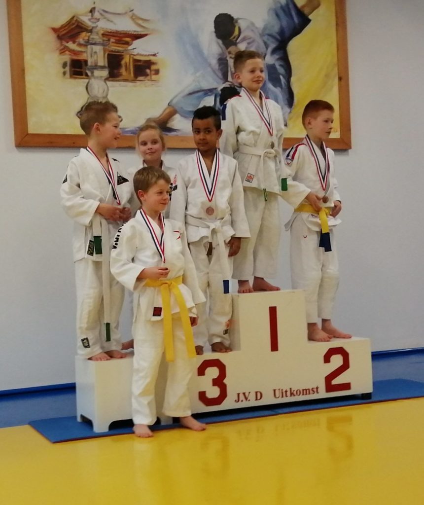 Succes voor Dun Hong op ontwikkelingstoernooi dun-hong.nl/index.php/succ…