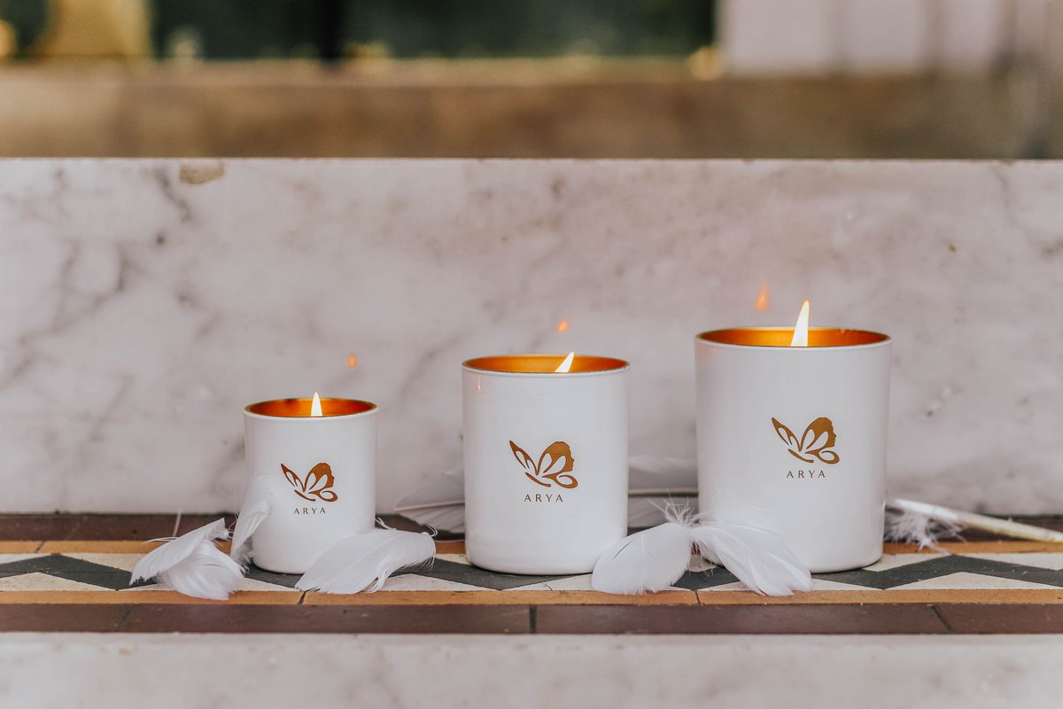 Do you have a workforce that would LOVE a candle? 
😍We can work with you to give your valued employees a lovely gift! We can even create a scent just for you. 100% natural &amp; supporting women in former war-torn countries. aryacandles.com/corporate #CSR #Business #Womeninbusiness