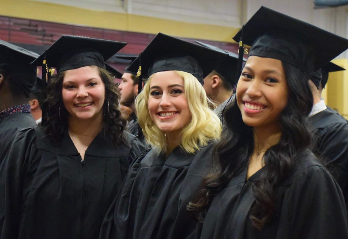 Happy Monday! Can you believe Graduation is less than 3 weeks away?? Don't forget to order a video board by Feb. 26 to show your eagle pride for your graduate! 
robertmorris.edu/videoboard/show
