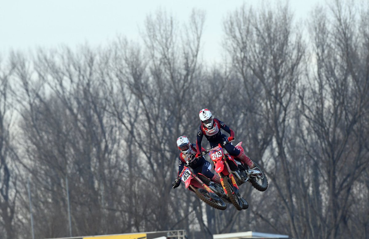 Pirelli MX tweet media