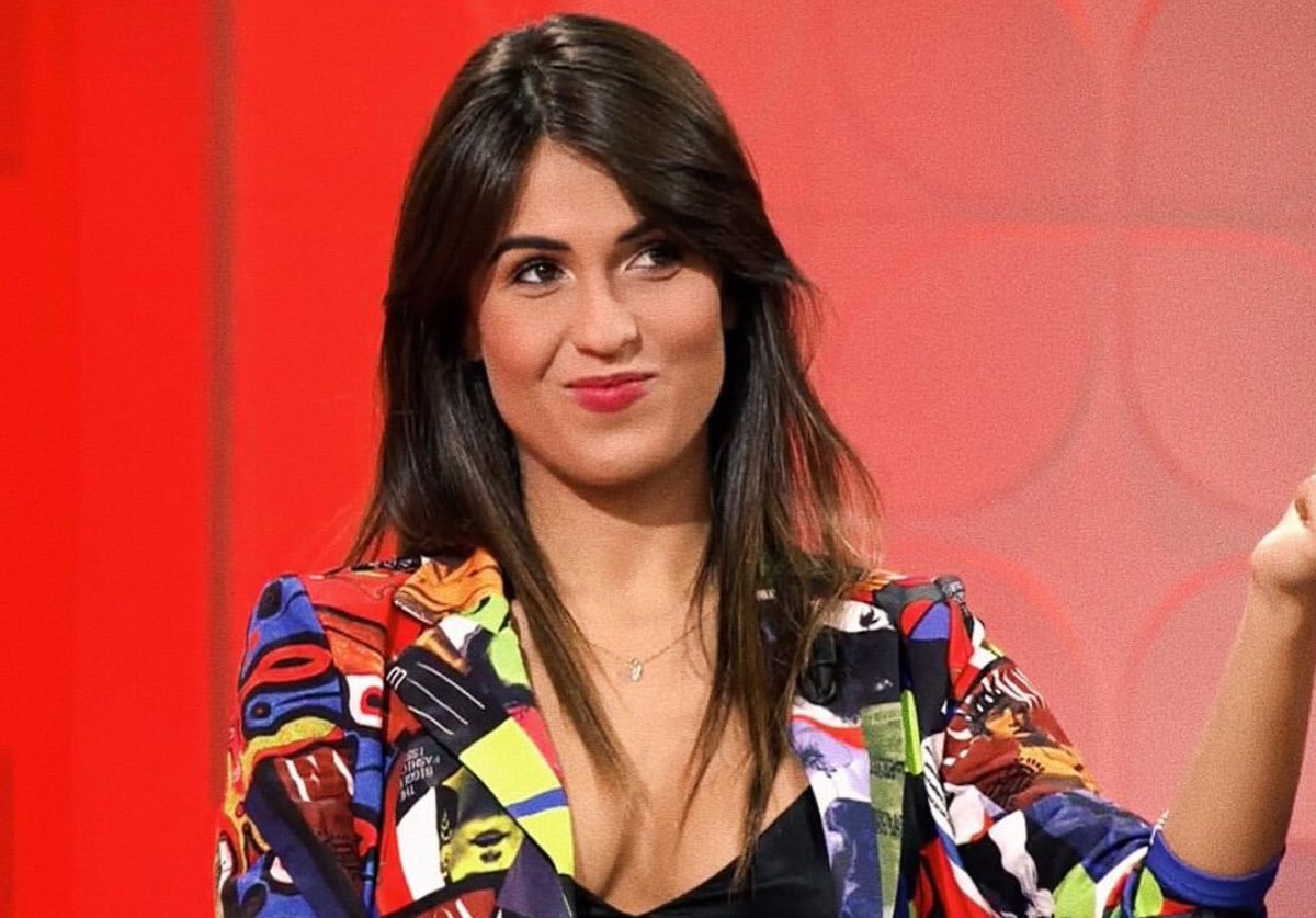mitokitaki's tweet photo. Te aaaaaamo #SofiaEsMediaset https://t.co/D7oIVxnur9