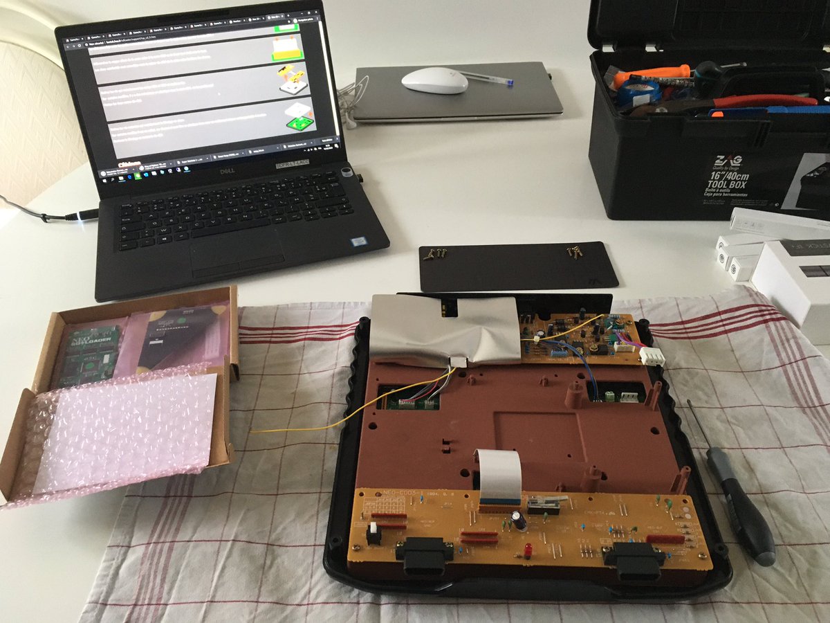 RGAlpes's tweet photo. Neo SD Loader #furrtek #neogeocd #neosdloader Loading... Please Wait... 😋 https://t.co/btjTiyi8mJ