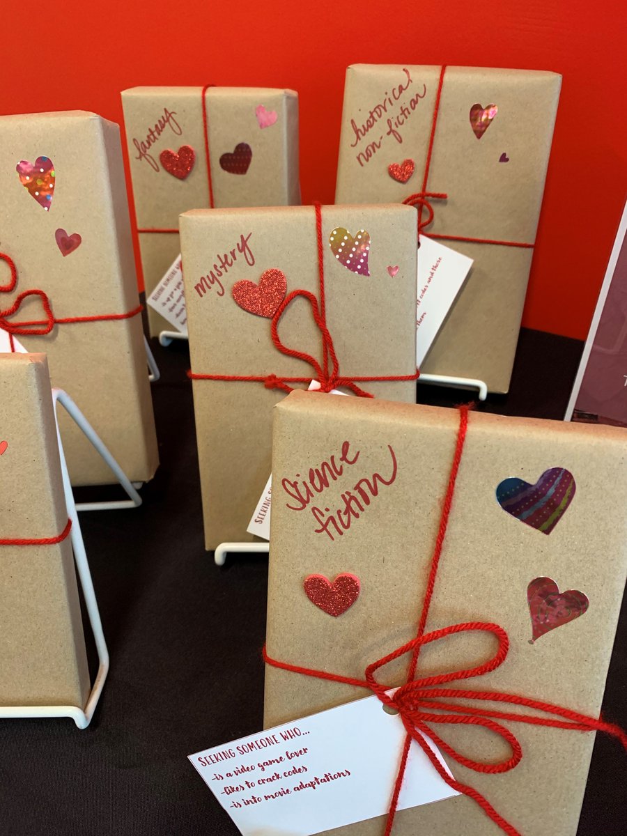 UHVLibrary's tweet photo. Valentine's Day is on Friday! That means all week long you can go on a Blind Date with a Book. Come to the 2nd floor of the library to check out one of our wrapped books for a surprise! Will it be love at first pages??

#ExploreYourRoar #BlindDateWithABook https://t.co/PNeFTtUDHK