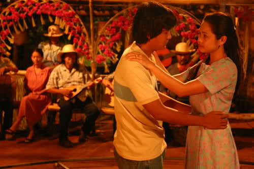 Keepmesaying_07's tweet photo. @MillennialOfMNL Ploning is a 2008 Philippine romantic family drama film based on a popular Cuyonon song of the same title about a girl's hidden feelings
The film was the official entry of the Philippines for Best Foreign Language Film at the 81st Academy Awards ( OSCAR) https://t.co/QF5ukCsiTM