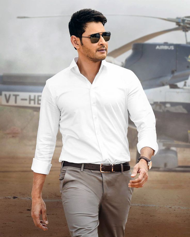 Sumanth5713's tweet photo. Let's settle who looks better in formal first 👔👔👔👔👔👔 #Prabhas -like
#MaheshBabu - retweet
#7YearsForMirchi #7YearsOfMassyMirchi #SarileruNeekevvaru https://t.co/3kqUticq1u https://t.co/S2N3hz52hQ