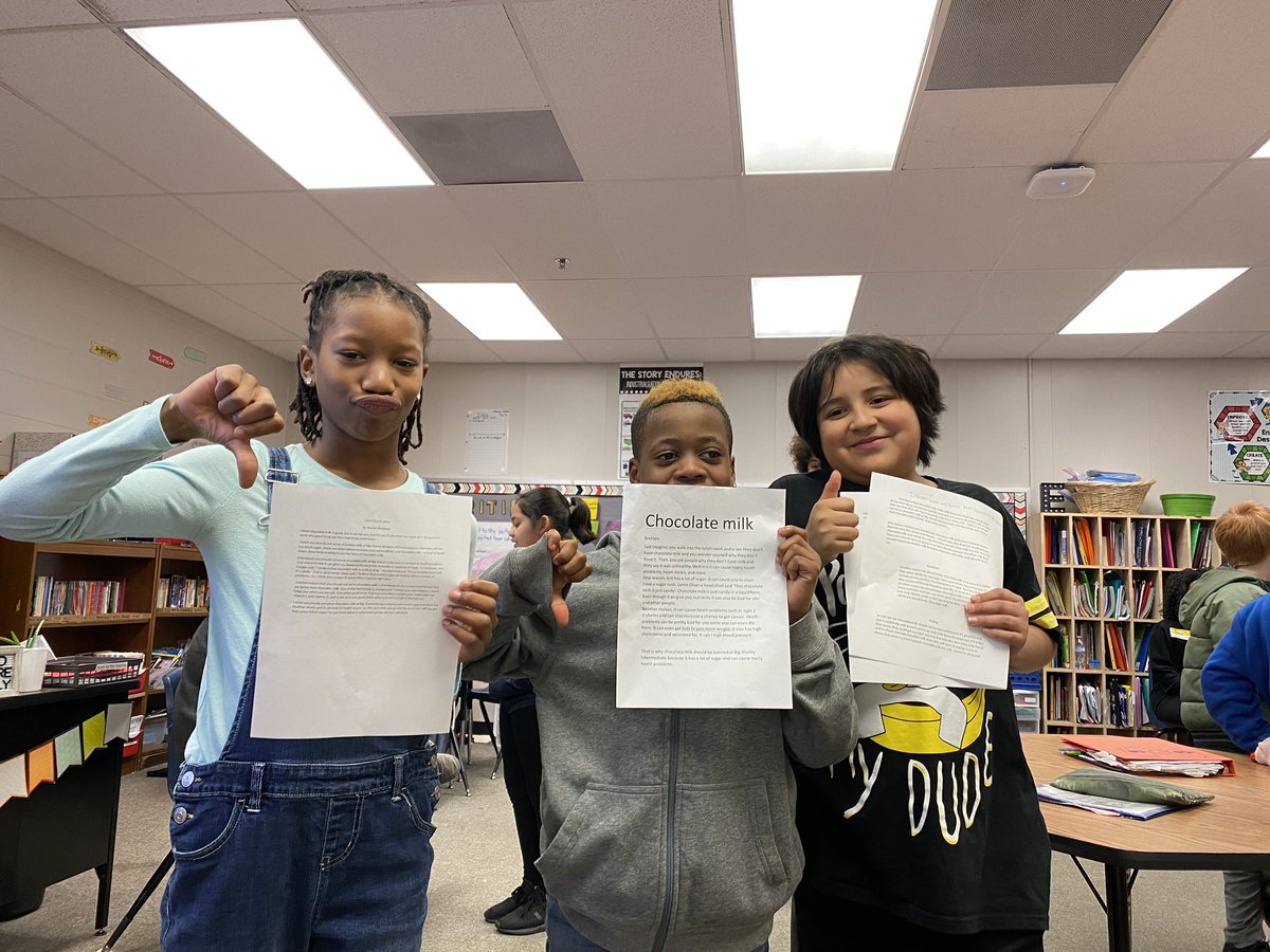 PrincipalDrK's tweet image. Big day @Eagles_BSI our 5th grade students arguing their opinion writing about “chocolate milk” or “not” to serve at school!! @learly12 Great writing.... #happyatbsi #bsieaglepride @LucyCalkins