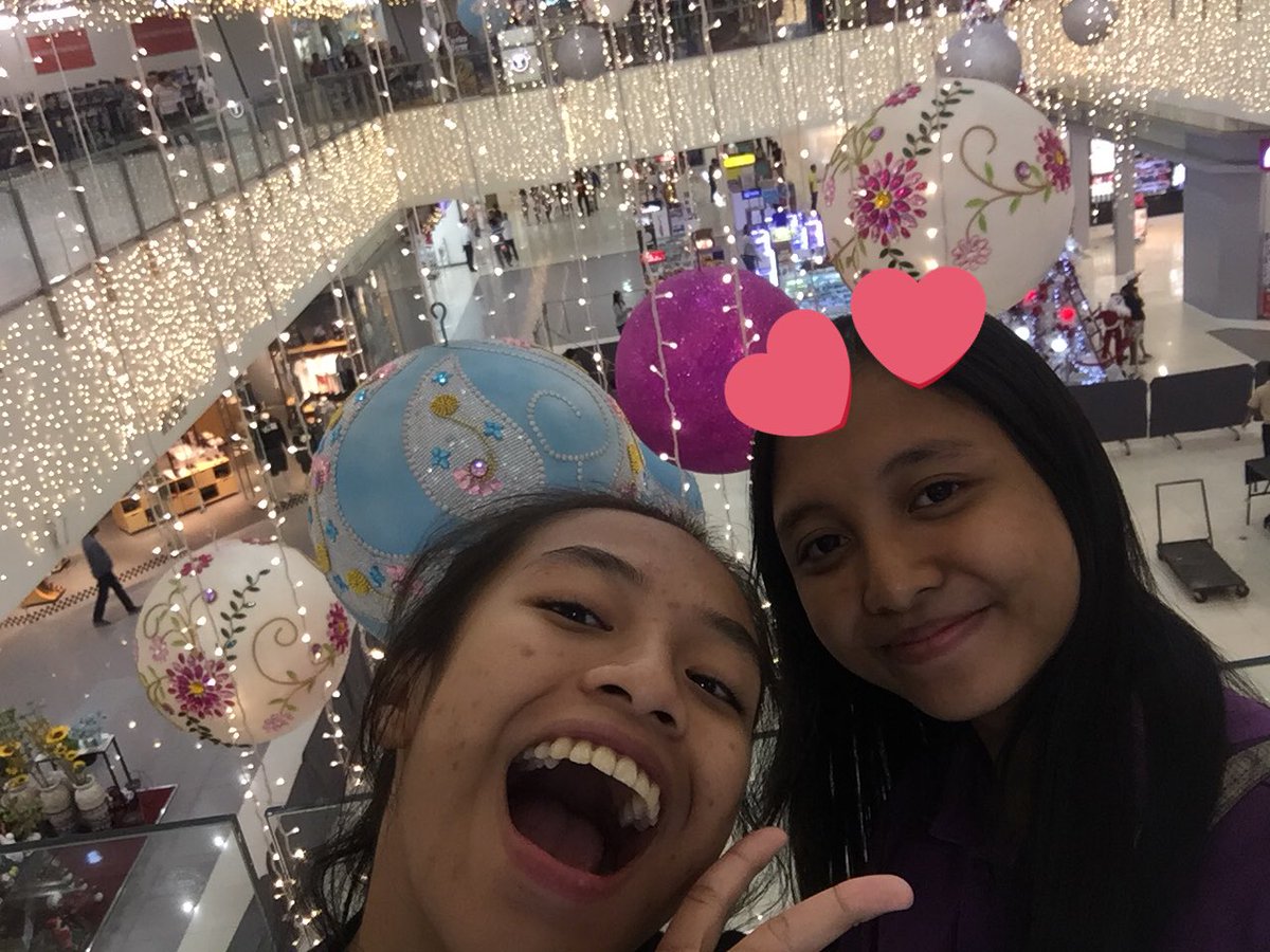 _shysheshai's tweet photo. Gulat ka noh? HAHAHAHA I wanted to be the last one to greet you so here it is. Happy 18th birthday love π Have you read the bible verse I sent to you na? That is my message for you. I know very well how hard youβre working for yourself, to achieve your dreams. https://t.co/1lvGjDzB9Y