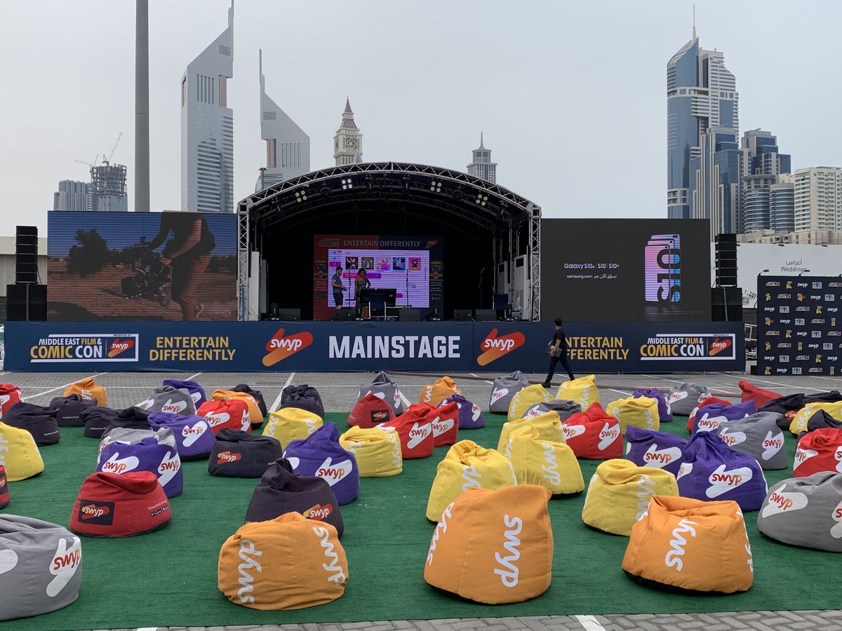 FONIXLED's tweet image. 🎟Shaking up the #event space in 2020
Staging, rigging, screens, lighting, sound, live feeds, production... we'll even bring the bean-bags☺️👌🏼 

#events #ledscreens #led #creativeeurope #experientialmarketing #picoftheday #marketing #corporateevents