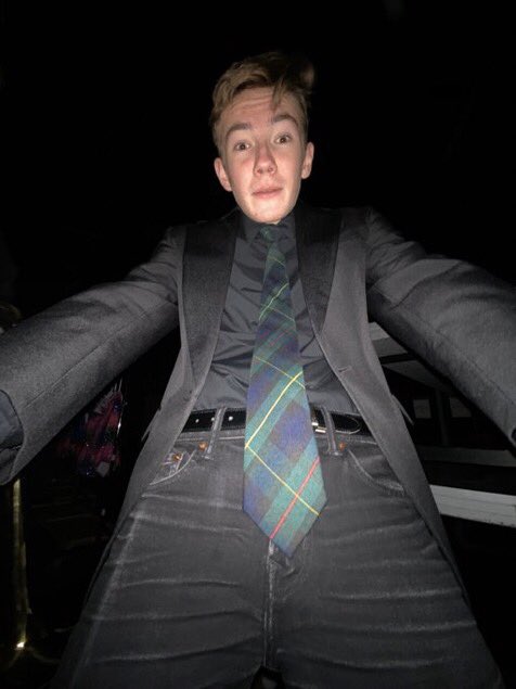 ShowChoirCrush's tweet photo. “That trumpet player from Waconia Power Company has the most beautiful bones I’ve ever seen. His facial construction is superb. He is so beautiful😩😩😍” https://t.co/kkgT5myEIR
