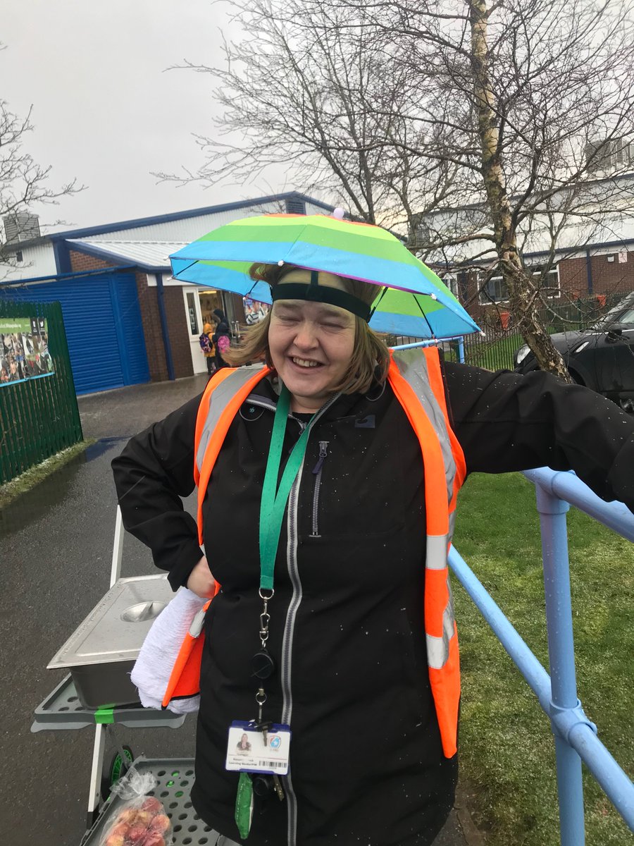 donnaloise's tweet photo. Whatever the weather, you can count on Mrs Louch to be there giving breakfast to children coming into school. Love my new job but definitely miss this team 🥰🥰 @church_prim https://t.co/UdWWY5V39O