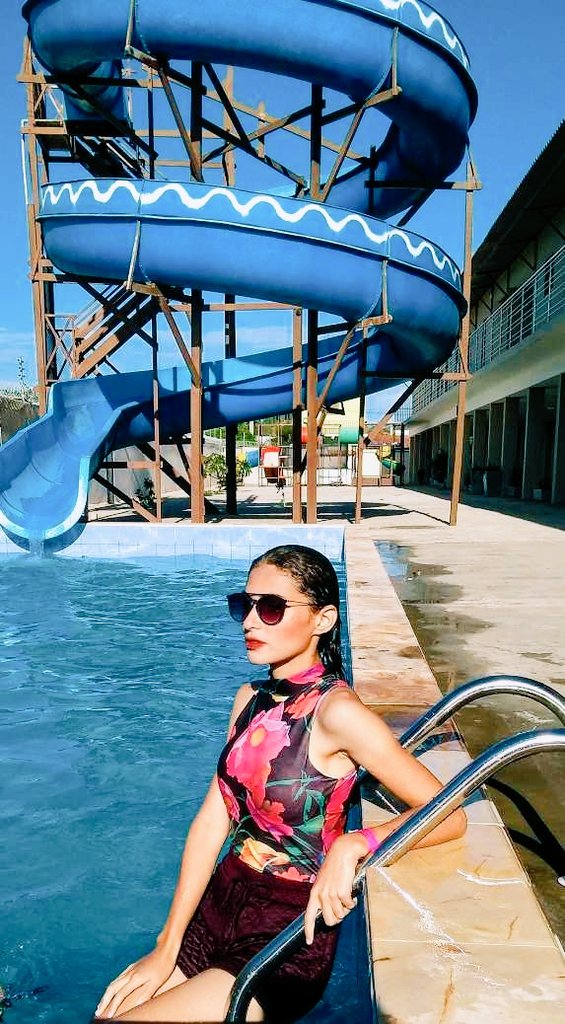 Estefan25510539's tweet photo. Atlântico Mar Park hotel💦💙 https://t.co/QC9MZntA6W
