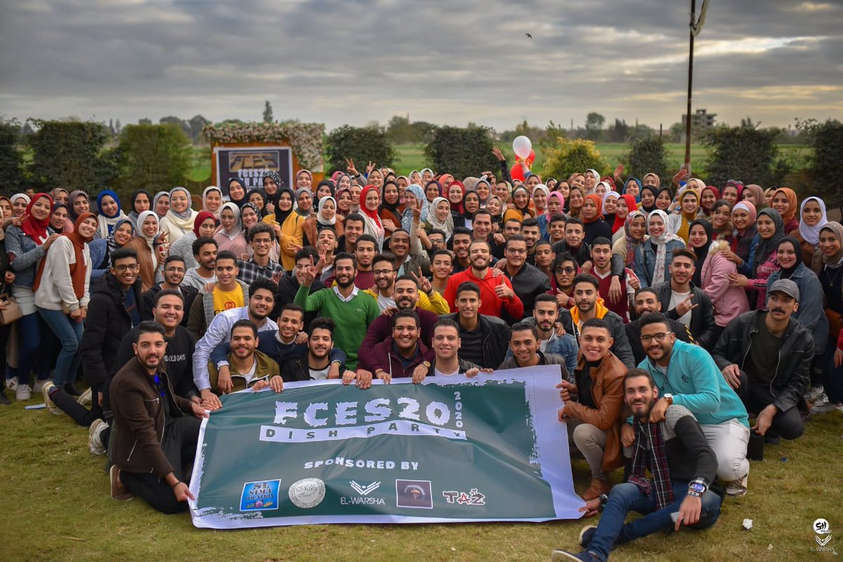moooooula's tweet photo. انا بحب دفعتى جداااااا❤❤❤❤🔝
#fces2020 🎓
#Dishparty https://t.co/Oyple1zM1k
