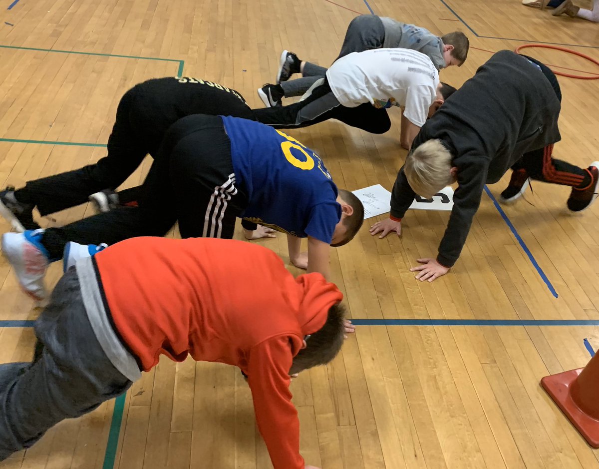 EESPrincipal's tweet photo. ‘Movement Monday’ is underway in P.E. #strength #agility #endurance #coordination @CullmanSuper @BRSOE @ALSDEdotEDU @BranchWhitlock #EastisBeast https://t.co/HxOkkyaJsX
