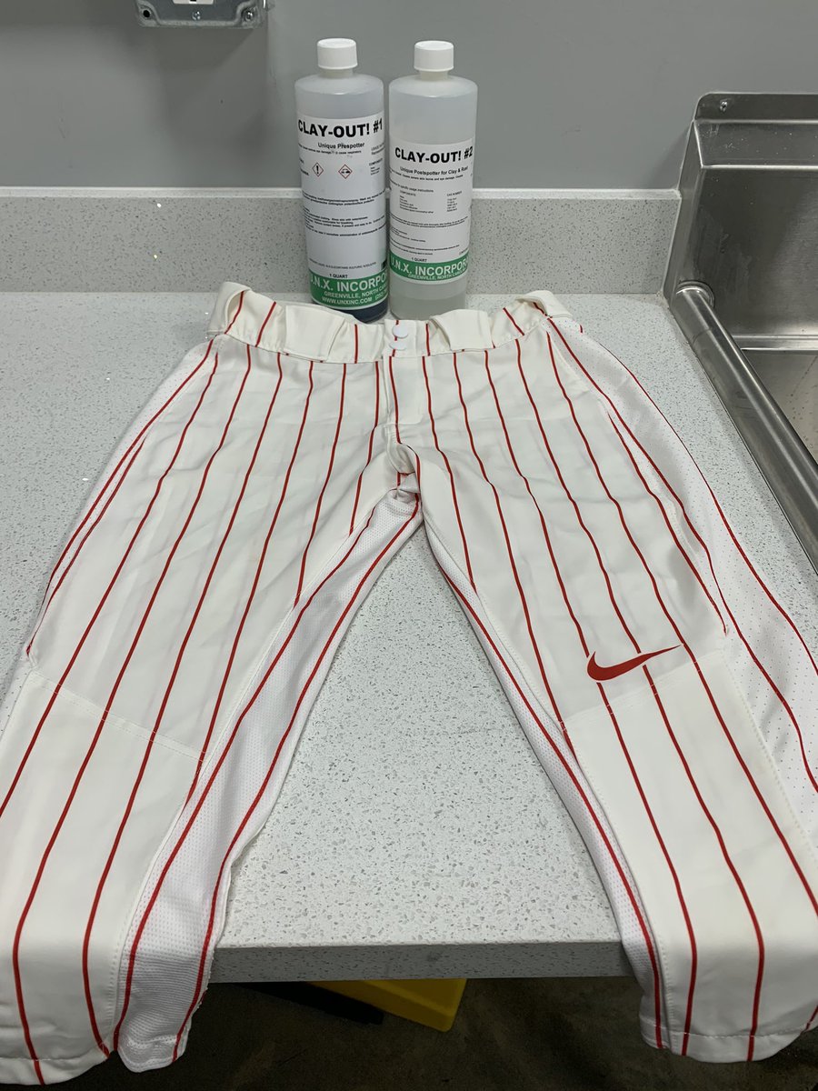 UHEquipment's tweet photo. First weekend of softball down. @UNXinc making these clay stains a breeze to get out! #TeamUNX #ClayOut https://t.co/E8r81Efz1y
