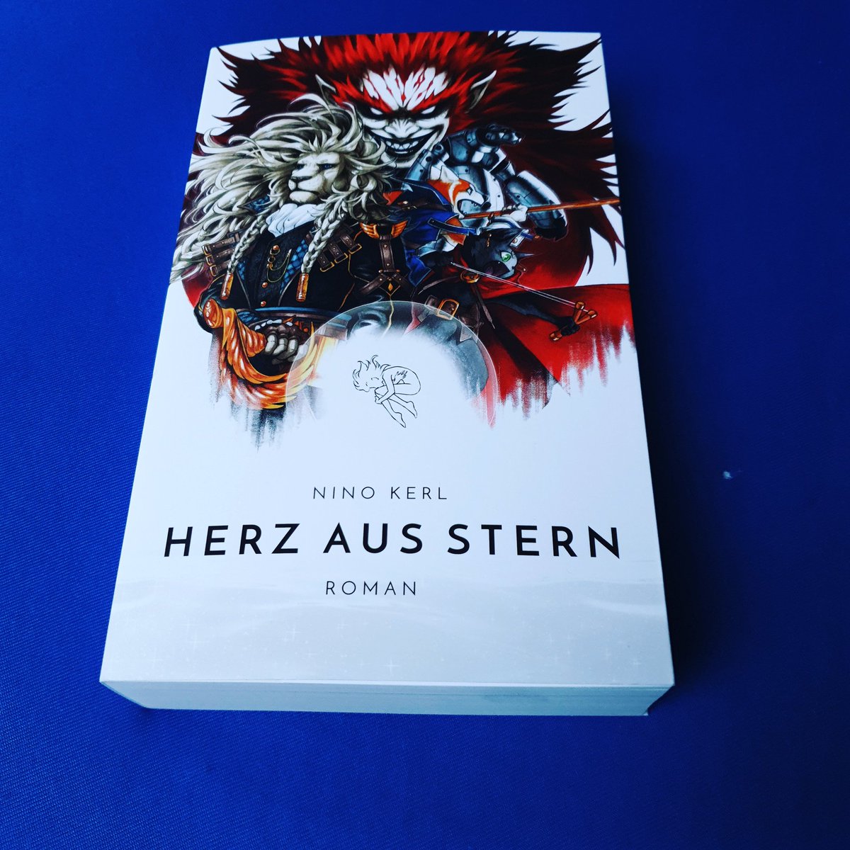MaRoXLP's tweet photo. Endlich kann ich es lesen😁😀 https://t.co/ySwh7rglm1