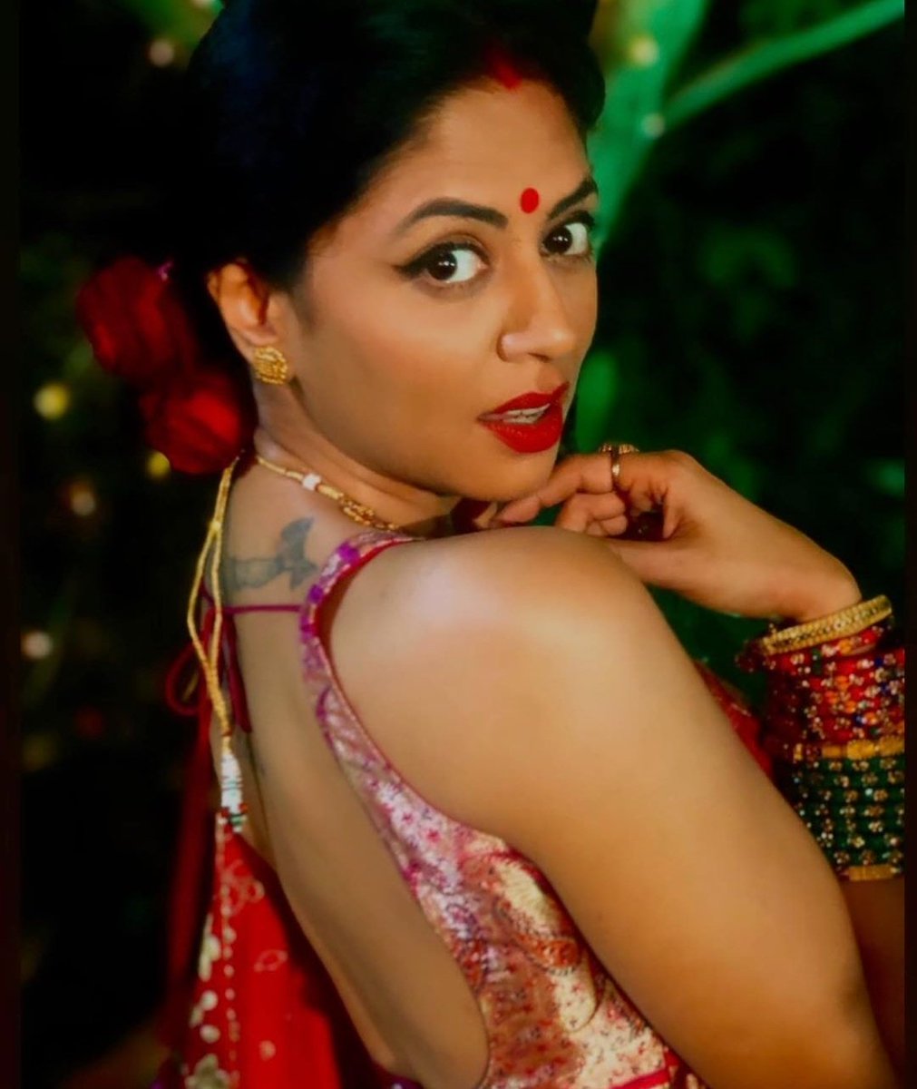 The Humble Ant !๐ (@thepriyanks) on Twitter photo Even though there arenโt any stars out tonight, youโre still shining like one <a href="/Iamkavitak/">Kavita Kaushik</a> Even though there arenโt any stars out tonight, youโre still shining like one <a href="/Iamkavitak/">Kavita Kaushik</a>