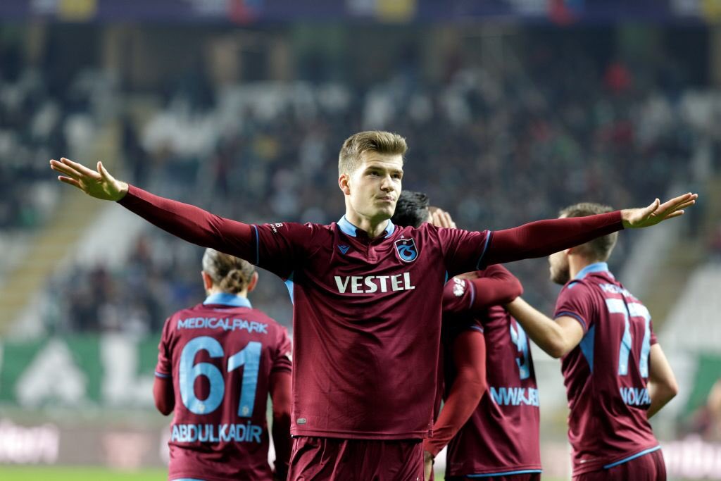  Aston Villa are prepared to offer £15m to Trabzonspor to sign Alexander Sörloth this summer.Talks will commence when this season is over.[Aksam]  #CPFC