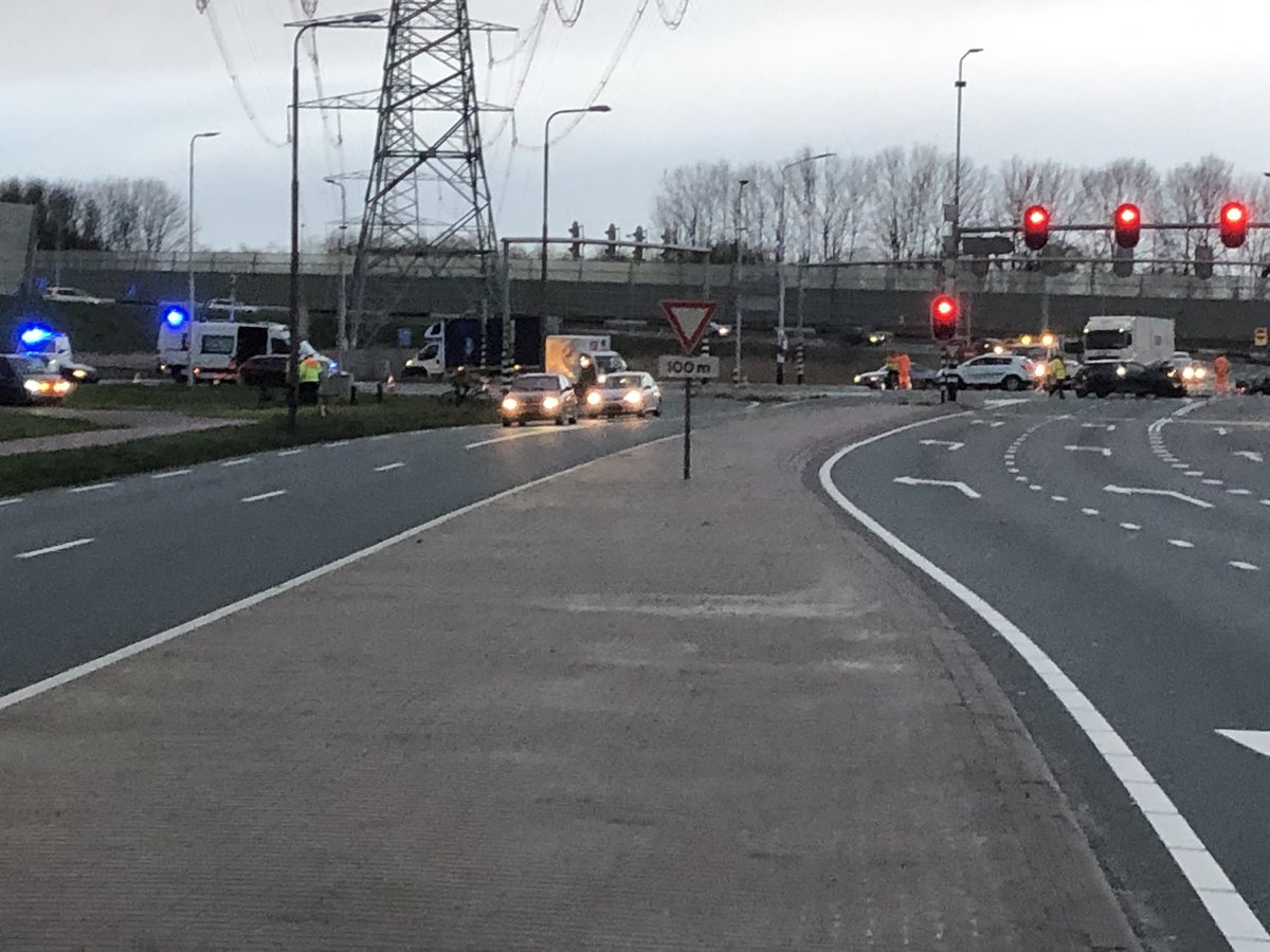 #N516 nabij viaduct #A8. Ernstig ongeval. matige hinder. <a href="/RWSverkeersinfo/">Rijkswaterstaat Verkeersinformatie</a>