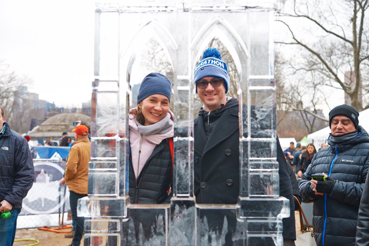 Thank you CP Winter Jam for including us to create the sculpture garden and the live carving performance!❄️ Always a super fun crowd to celebrate the best of the season☃️ We enjoyed our very first ice pretzel!🥨
#WinterJam #CentralPark #nyc #liveicecarving #icesculpture