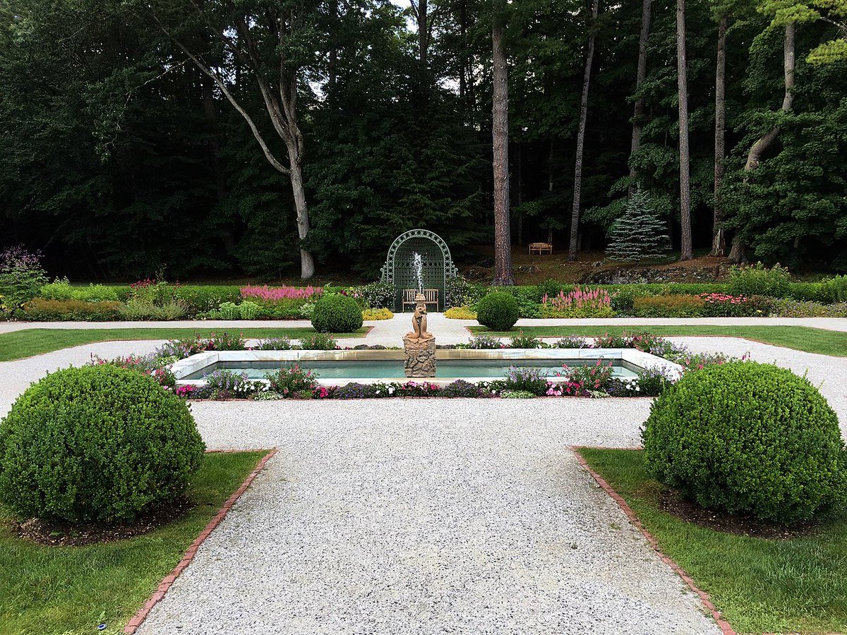 then she really had fun with the gardens, giving them over to her niece Beatrix Farrand, who went on to be one of the most influential landscape architects in US history