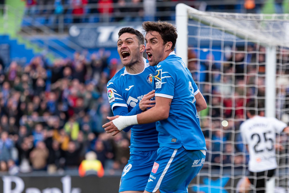 EuropaLeague's tweet photo. Getafe are building form ahead of their #UEL clash with Ajax 🔥

✅ Won 8 of their last 9 Spanish Liga games
📈 3rd in the table 
🚫 0 goals conceded since January 11th https://t.co/RgYyGt9MMU