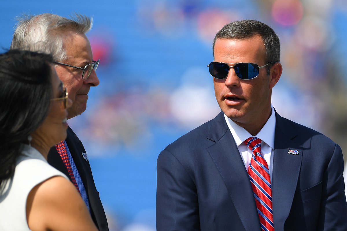 GregTompsett's tweet photo. Check out the latest piece in my Offseason review of #GoBills on Offensive Free Agents #BillsMafia should keep an eye on

#ValueShopping #ManFree 

https://t.co/t4Q2a942RH https://t.co/yv6h6991YY