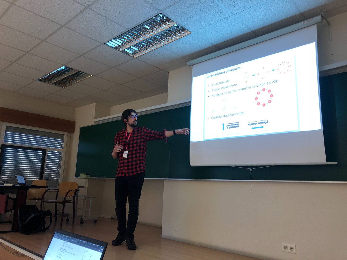 El equipo de #innovación de uDA ha participado este fin de semana como ponente en <a href="/wecodefest/">wecodefest</a> y, aparte de impartir un taller de #BigData, ha improvisado más charlas en formato Open Space sobre programación funcional, #cassandra y explain de consultas en #Postgres.