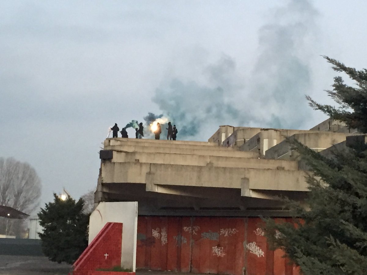 Comitato d'accoglienza tweet media