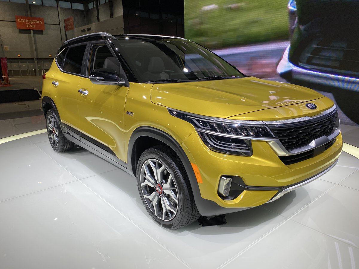 LotProCars's tweet image. Here's a look at the all-new 2021 Kia Seltos #CAS2020 #Kia #Seltos