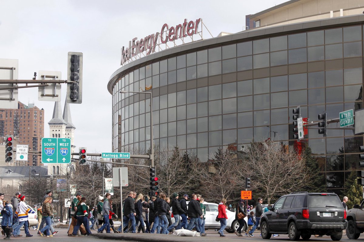 XcelEnergyCtr's tweet photo. Renewable energy? We're big fans!
In our commitment to sustainability, we employ @XcelEnergy's #Windsource for many events, including all #mnwild home games to offset our energy usage. #LEEDbyExample #MyXEC https://t.co/qleSMY1v9J