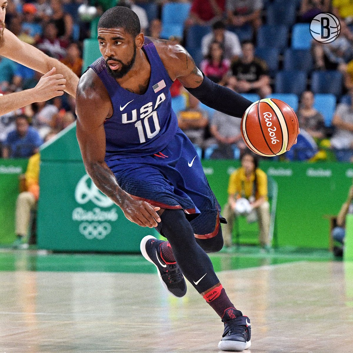 BrooklynNets's tweet photo. 🗣 Brooklyn's got 3️⃣ finalists for the @usabasketball 2020 Olympic squad!

🇺🇸 Kevin Durant 🏅🏅
🇺🇸 Kyrie Irving 🏅
🇺🇸 Joe Harris https://t.co/7NbY8jpMVx