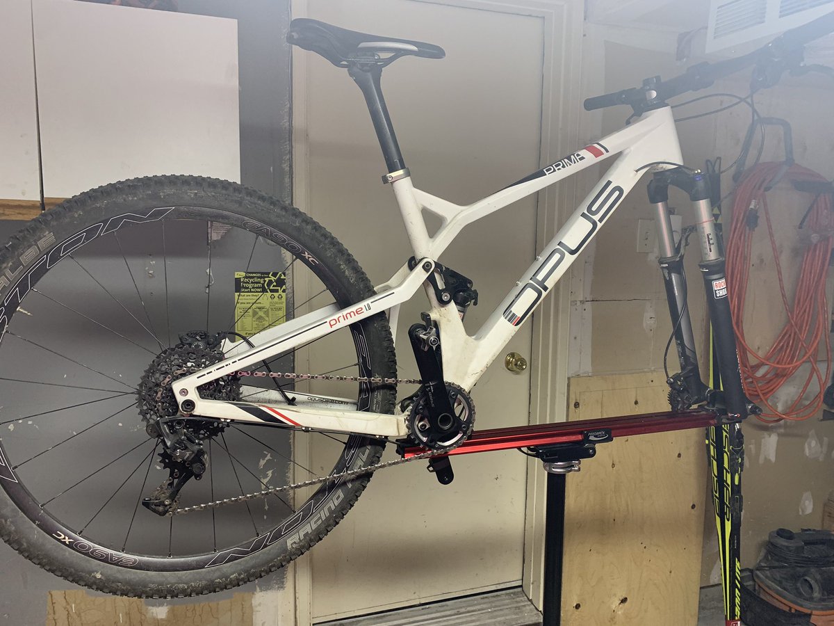 MsJurgeneit's tweet photo. This week I put the MTN bike up on the stand and pulled out the bottom bracket to understand the mechanics. Then put it all back together.. (incorrectly on the first attempt) 😂 #WhatLearningLooksLike #PedEL 🚴🏼‍♀️💪🏻 Thanks @MrsRChambers for the encouragement! Next, the road bike..! https://t.co/9dNawbbWJZ