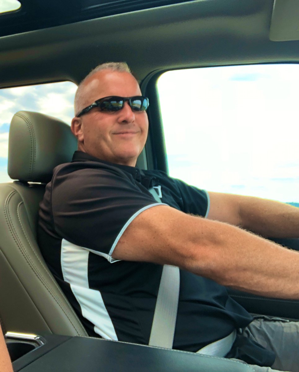 Happy Birthday to this guy!!👇👇👇<a href="/OPDOfcBossman/">Ofc. Mike Bossman</a>