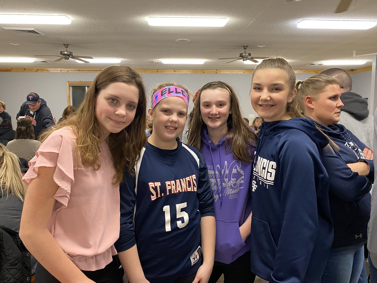 SFHSgirlsbball's tweet photo. GAMEDAY and YOUTH NIGHT !! Home vs. Monticello. Hope to see ALL of our youth basketball players tonight for a fun and special evening. 9th/JV 5:45, Varsity 7:15. https://t.co/yhy215Hxml