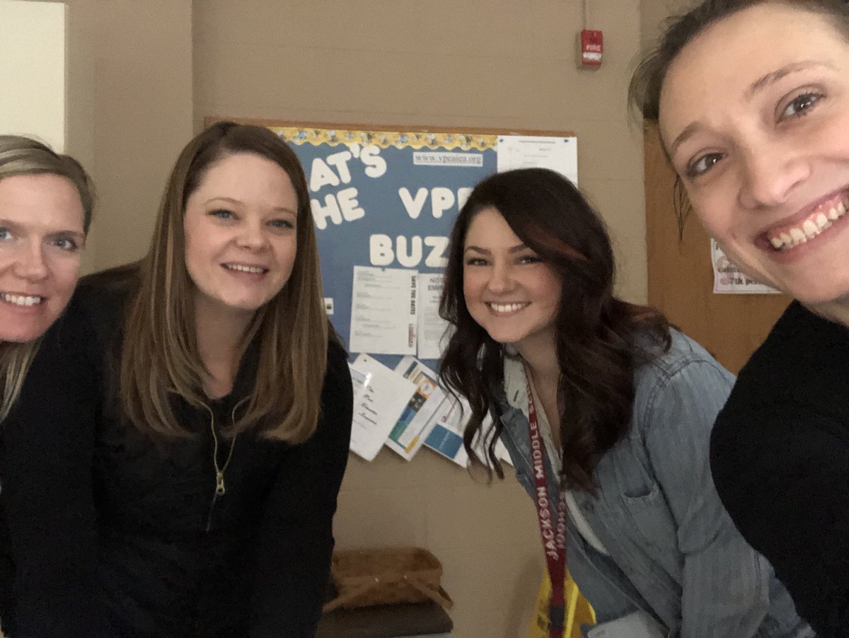 Lunchtime with the gals! #staffwellness #weRoar2