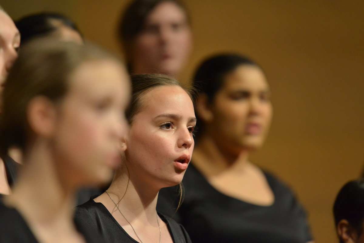 houchamberchoir's tweet photo. Salyards Varsity Treble Chorale @salyardsmschoir @CyFairISD at Hear the Future.
January 26, 2020
#Hearthefuture #youthchoir #choralmusic #houstontalent #singingface https://t.co/cUdaQ4hvif