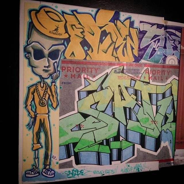 SATIRE_of_SEVS's tweet photo. Alien quickie... Plus part of a slap from @theaerosoleffect
#satire #sevs #sevscrew #gfs #gfscrew #graffitifanatixsyndicate #graffiti #graffitiart #sketch #sketchbook #sketches #blackbooksessions #blackbook #blackbookgraffiti #blackbookgraff #art #drawin… https://t.co/ePGqPleuDR https://t.co/C17qWmkKjA