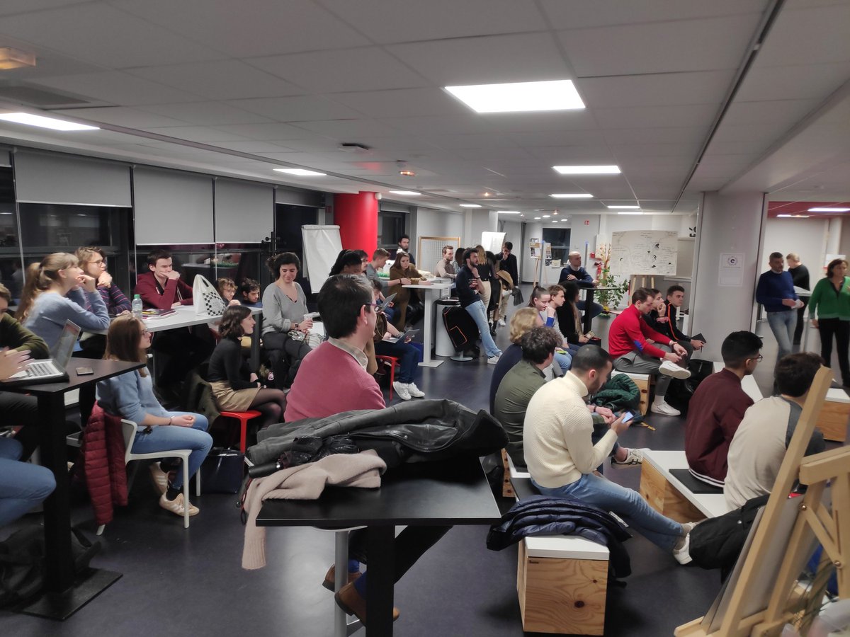 Krine's tweet photo. 2e startup KAFÉ de l'année ! Pleins de beaux projets ! #SKEMAVentures et #EnactusSKEMA à #lafusée @SKEMA_KCenter https://t.co/MWYqznGqVL