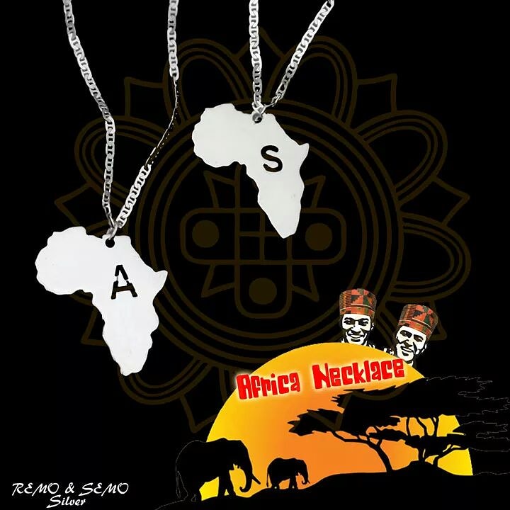 😁فدائماً لقارتنا السمراء🐯 مكانه خاصه  (من أجود أنواع الفضه)
الأن دلاية أفريقيا فقط من ريمو أند سيمو👌(يستغرق تنفيذ الطلب 5 أيام)
👇أطلبها الأن يمكنكم التغيير في الحروف المكتوبه بكامل الحريه
01027130061📞
WhatsApp/01229300792

#REMO_SEMO
#its_valentines_day
#متقولش_محدش_قالي