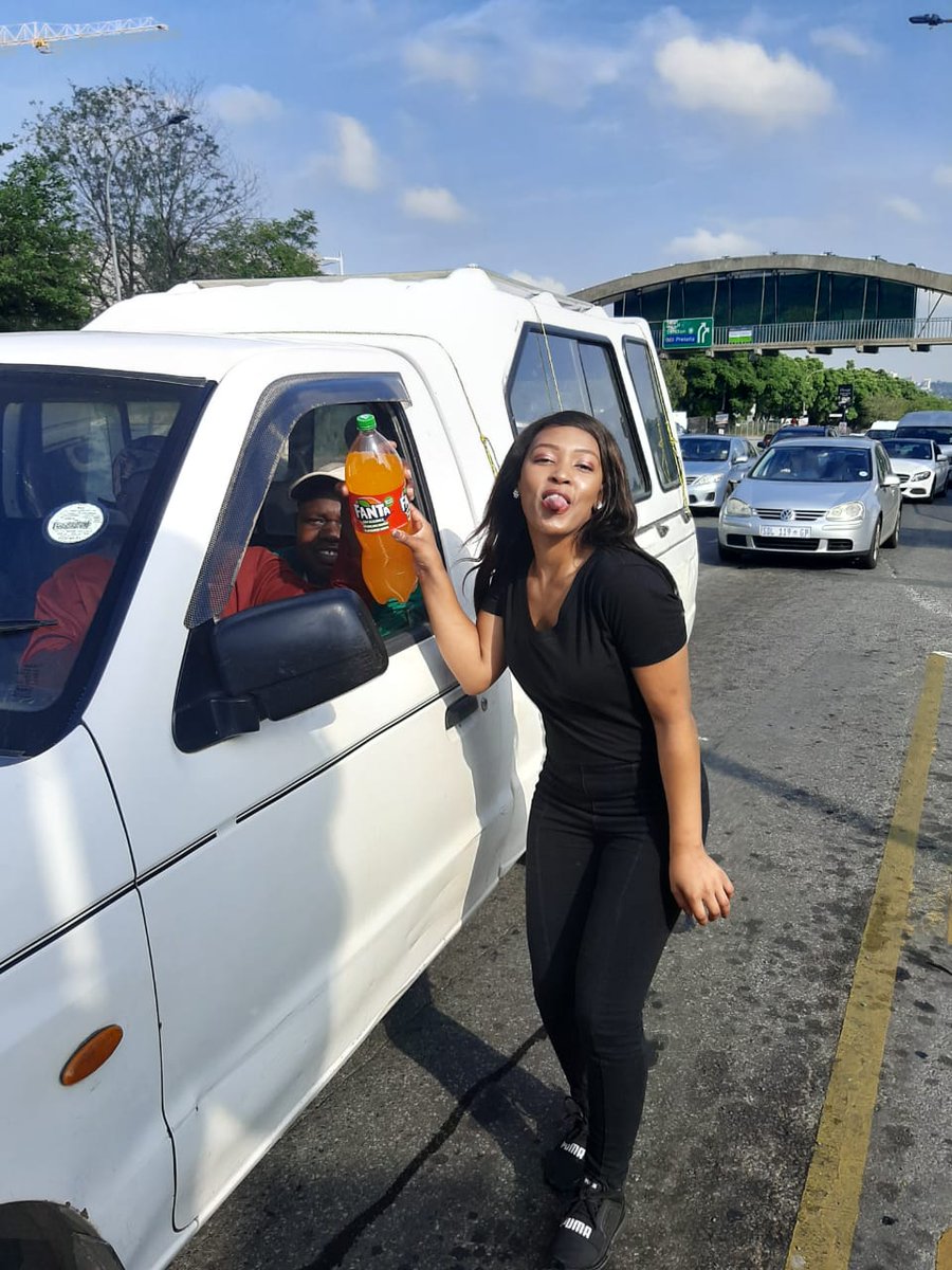 PalesaRosemary1's tweet photo. Lovely experience👌😝👍
#fantamango
#sweet and drinkable soft drink https://t.co/mGN1UO84uV