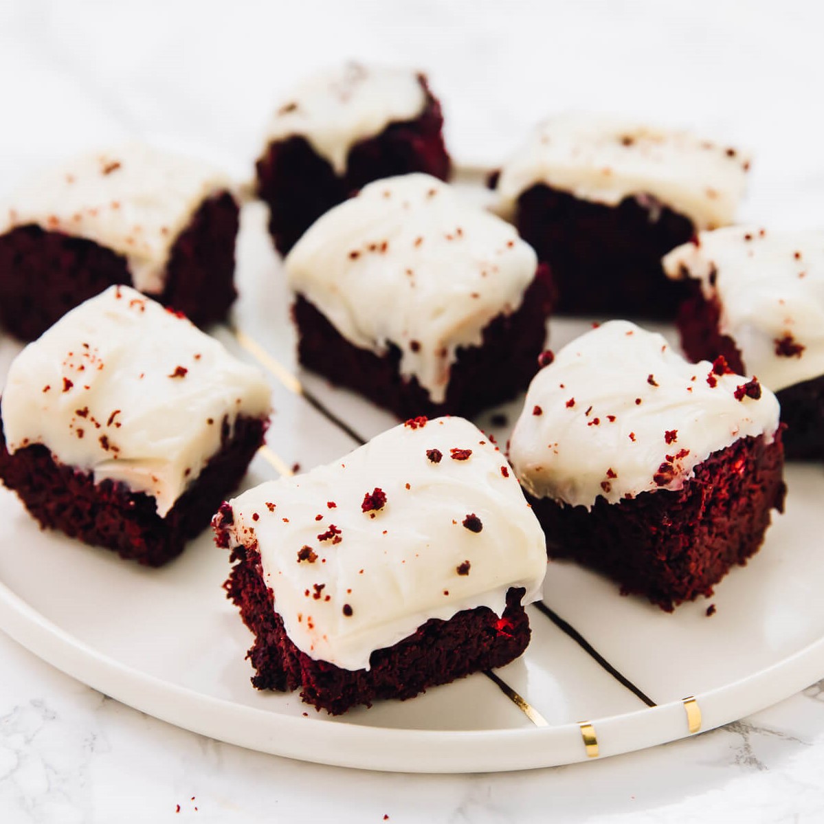 NielsenMassey's tweet photo. This Valentine’s Day bake from the heart by whipping up a batch of our Vegan Red Velvet Brownies with Cream Cheese Frosting. The perfect gift for the dessert lover in your life. https://t.co/V84vGEXpvF #BakeforYou #NielsenMasseyInspires https://t.co/gdAMrweroY