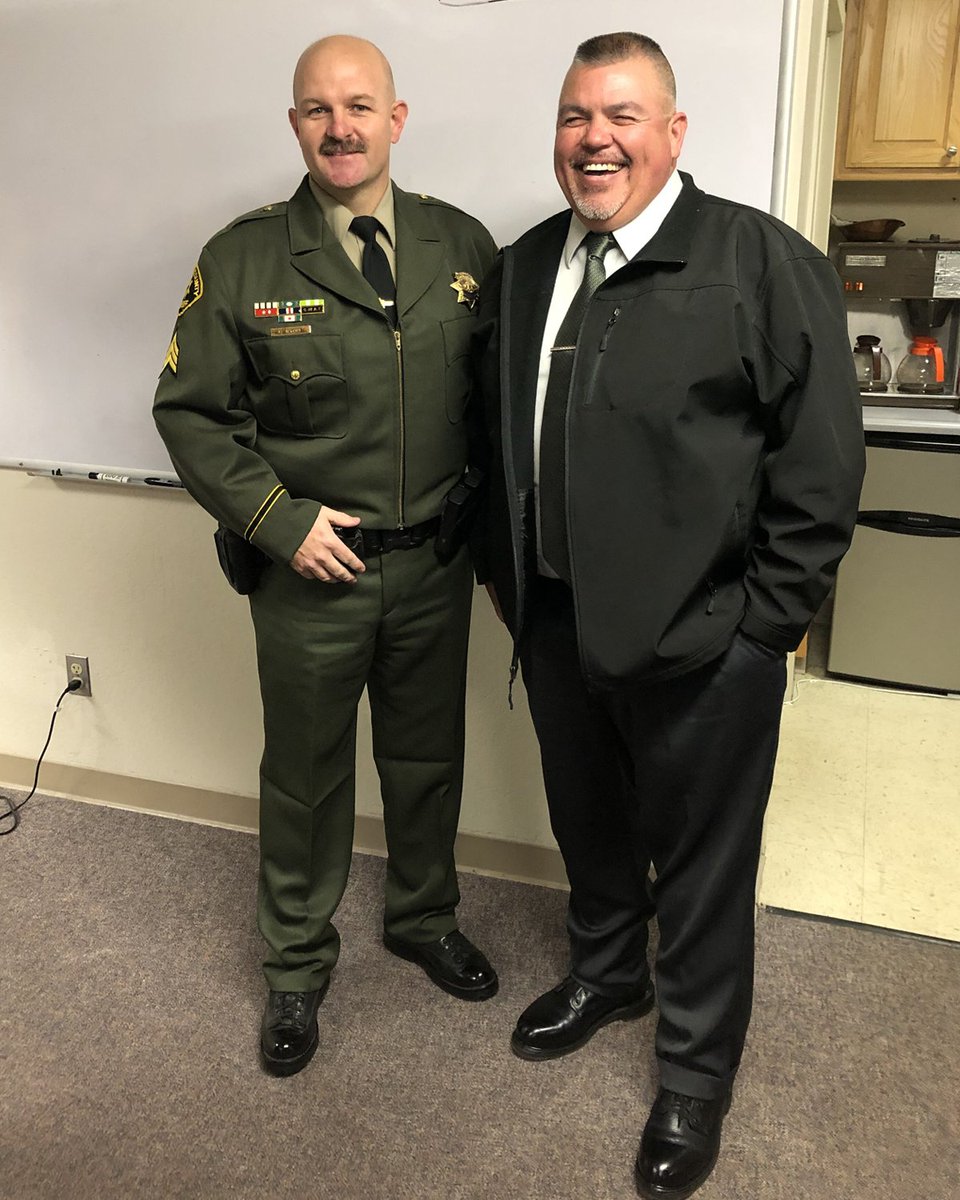 MendoSheriff's tweet photo. Congrats to our brand new Corrections Deputies, Jesus Lopez-Gonzalez & Jason Fernandez this am!
We also had 2 promotions - Detective Clint Wyant promoted to Patrol Sergeant & Luis Espinoza promoted to Investigations Bureau Sergeant.
#TeamMCSO https://t.co/CncKJ40W6i