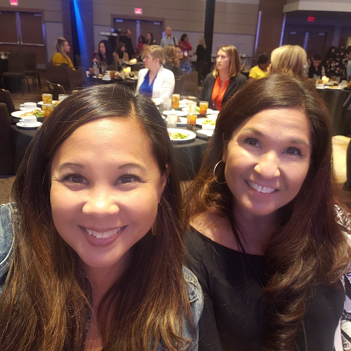 aurenep's tweet photo. Our 5th @NewTeacherCtr #ntcsym @KahikukalaL https://t.co/5VJyrbUsCz